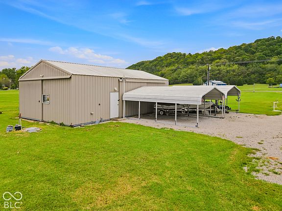 2nd image of 1072 E State Road 56