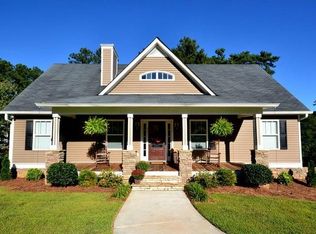 139 Levi St SW, Calhoun, GA 30701