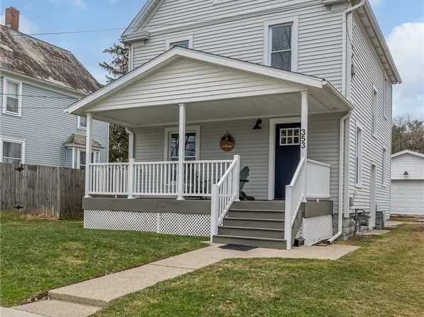 353 S Prospect St, Medina, OH 44256
