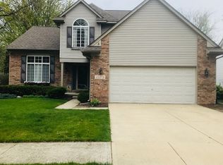 41078 Greystone Blvd, Plymouth, MI 48170