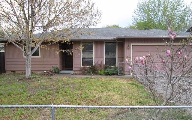 1st image of 3068 Glengrove Ave