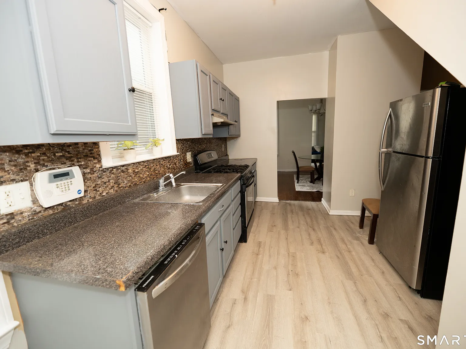 30 Bassett St — Photo 3