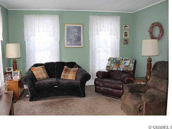 3rd image of 80 W Albion St