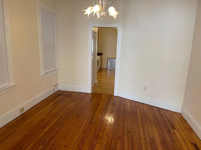115 Hauxhurst Ave #1 — Photo 6