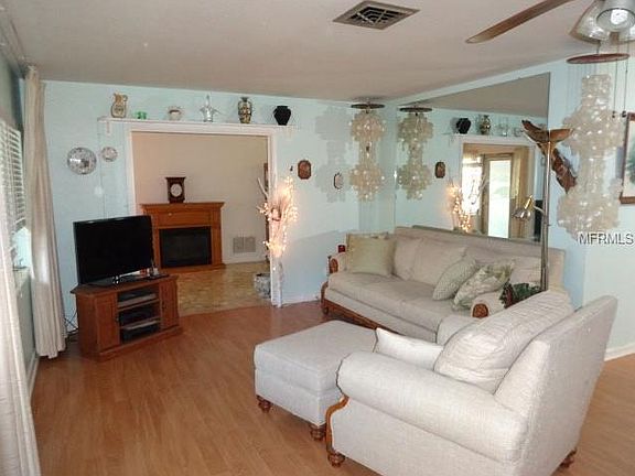 2nd image of 312 N Corona Ave