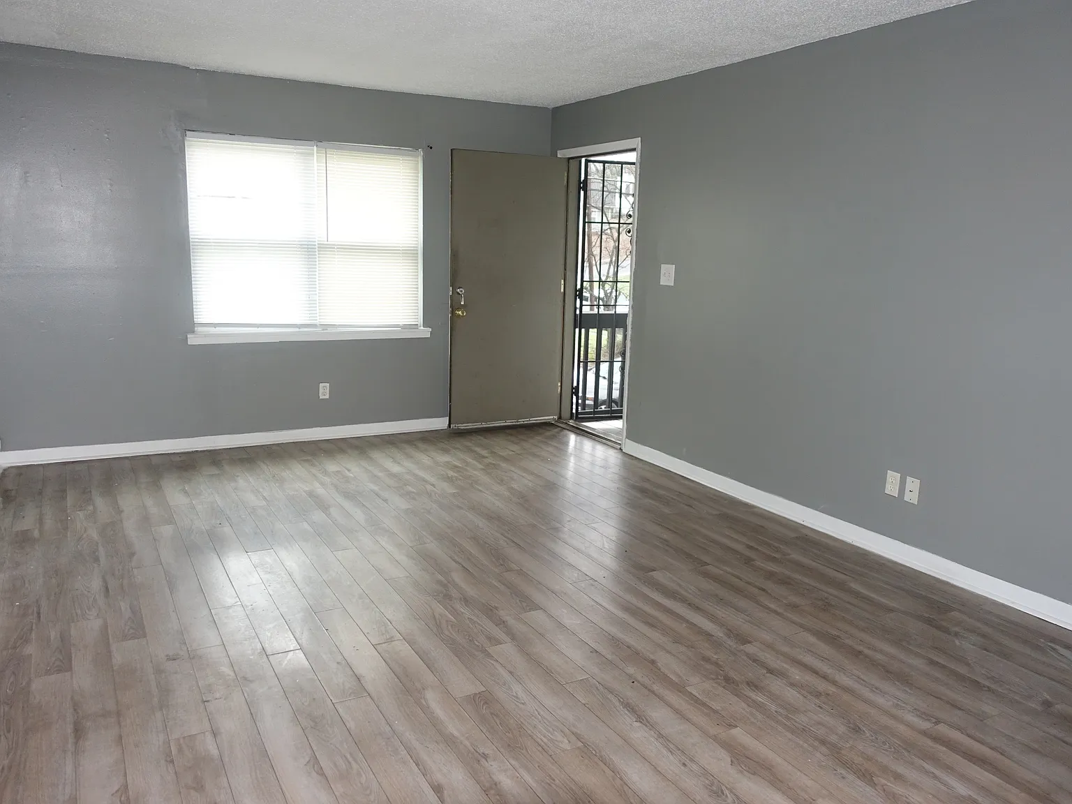 1500 12th Street North Birmingham, AL 35204 - D — Photo 2