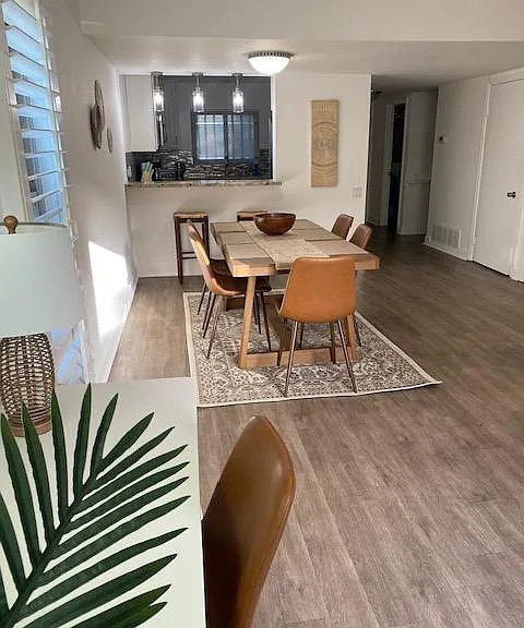 4313 Loma Riviera Ct — Photo 32