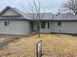 6504 Constitution Dr, Watauga, TX 76148