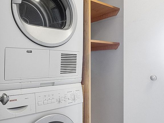 4th image of 145 W 67th St APT 30A