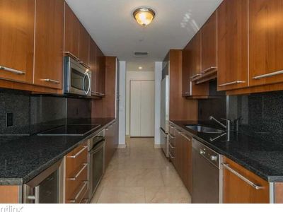 901 Brickell Key Blvd APT 1403, Miami, FL, 33131