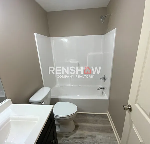 732 Tucker St — Photo 14