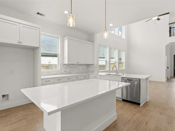 22523 Basswood Bend Ln, Waller, TX 77484