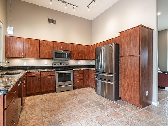 2nd image of 16527 E BRIARWOOD Drive