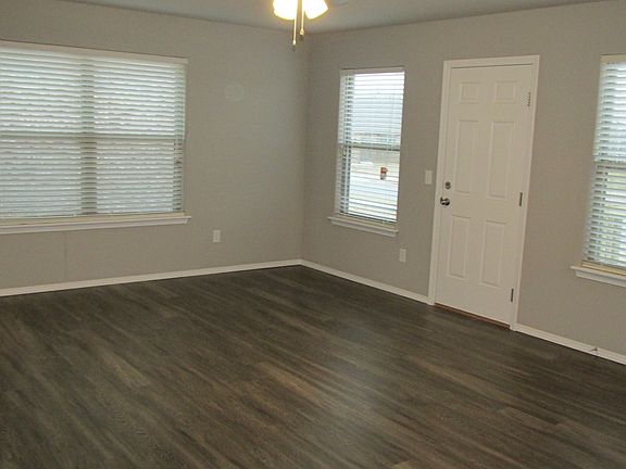 5th image of 5101 SW Fieldstone Ln #1