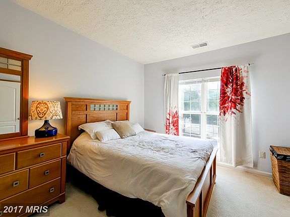 Bedroom (Master)