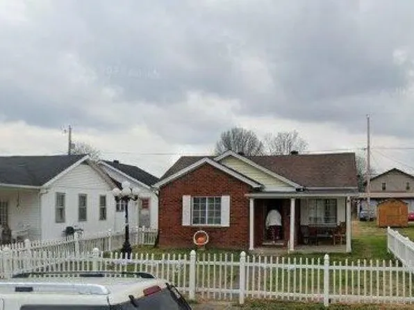 2204 S 7th St, Ironton, OH 45638