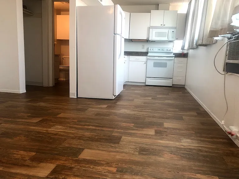 1819 Holborn St #5 — Photo 1