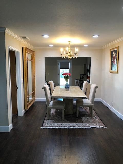 1st image of 521 Georgia Ave