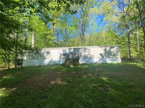 1521 Old Apple Grove Rd #3, Mineral, VA 23117