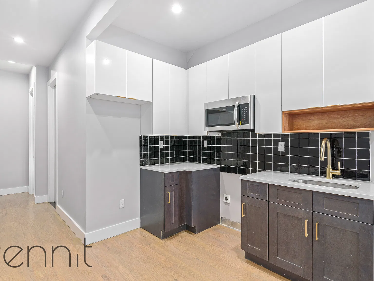 338 East 28th Street — Photo 2