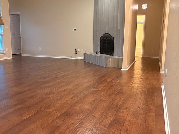 4th image of 407 Hampstead Dr