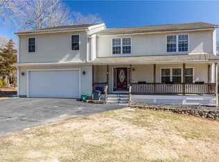 33 Hopkins Ave, Johnston, RI 02919