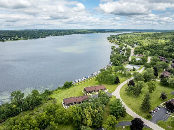 22 Zurich Court #22-08, Lake Geneva, WI 53147