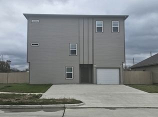 206 Memon Ln, Deer Park, TX 77536