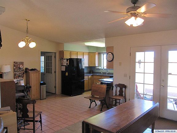 4th image of 710 E Spear Dr