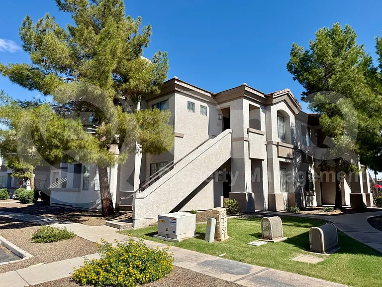 1941 S Pierpont Dr #2072 — Photo 1
