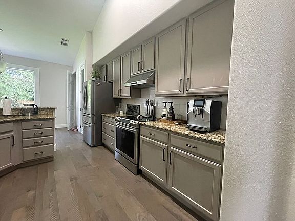 4th image of 3827 Tonkin Dr
