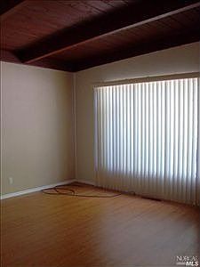 4th image of 221 Los Gatos Ave