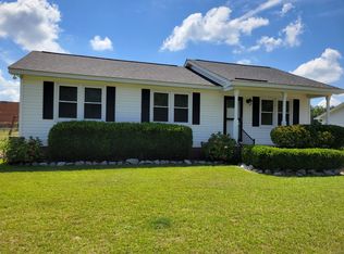 113 Meadow Wood Dr, Lexington, SC 29073