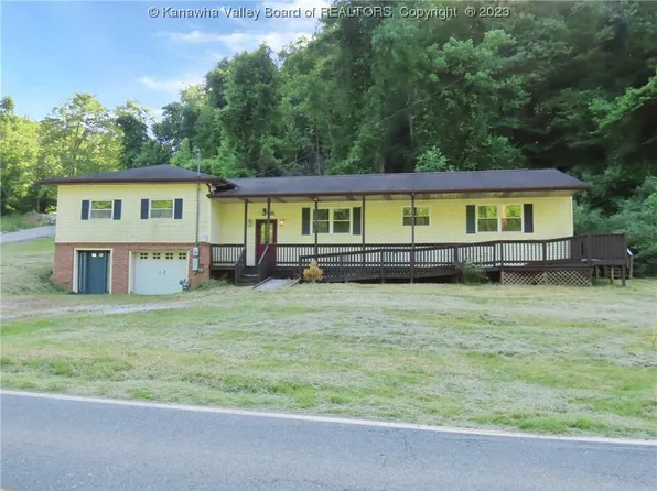 4815 Big Tyler Rd, Charleston, WV 25313