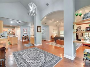 709 Old McDade Rd, Elgin, TX 78621