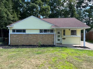 505 Bayfair Dr, Bay Village, OH 44140