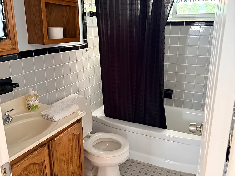 8303 Mayfair St — Photo 10