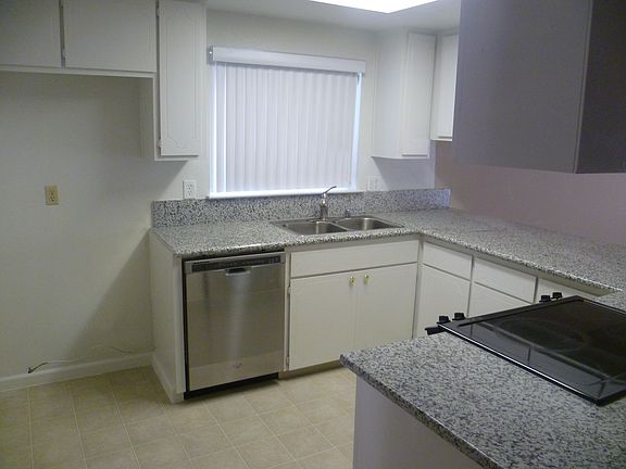 3rd image of 9540 Helio Dr
