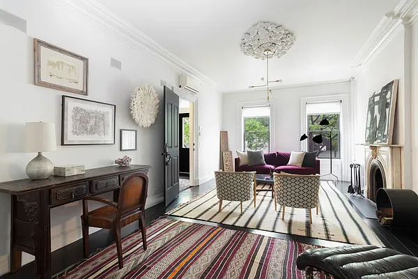 Sold by Compass | media 1