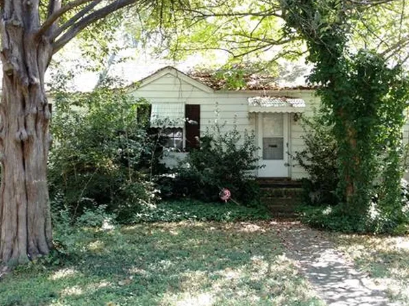 1314 Richland Dr, Charlotte, NC 28211