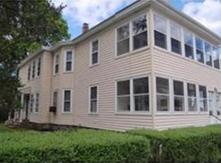 135 Foster St, Lowell, MA 01851