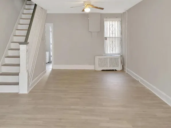2015 Pierce St, Philadelphia, PA 19145