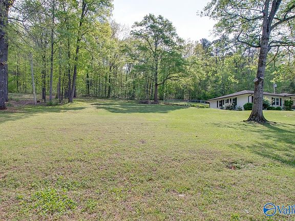 3rd image of Willow Beach Rd