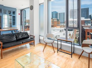 346-354 Congress St #604, Boston, MA 02210