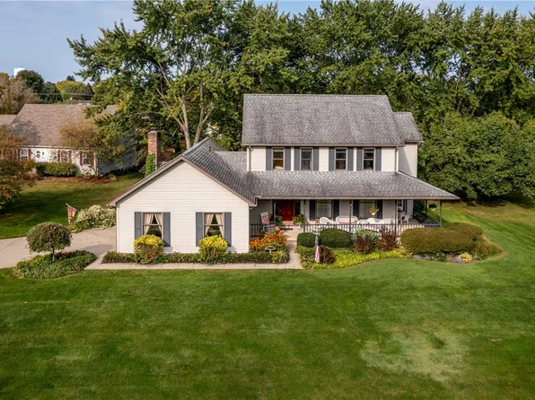3885 Bristol Ct, Hermitage, PA 16148