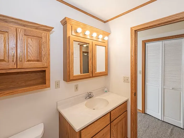 80 Riggs Dr #4 — Photo 9