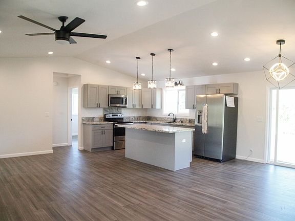 2nd image of 16-2057 Silveroak Dr