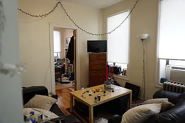 Rented by Rennit Inc.