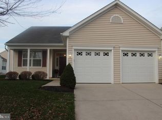 28 Pleasant Valley Dr, Sewell, NJ 08080