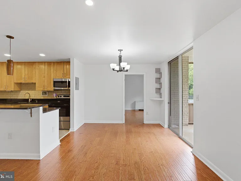 7505 Democracy Blvd #114 — Photo 19